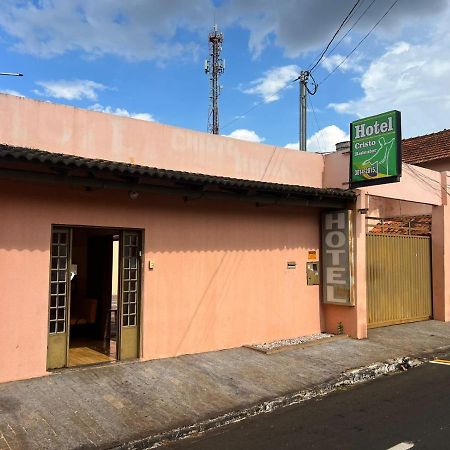 Hotel Cristo Redentor Jatai Exterior photo