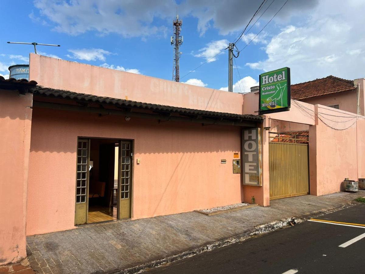 Hotel Cristo Redentor Jatai Exterior photo